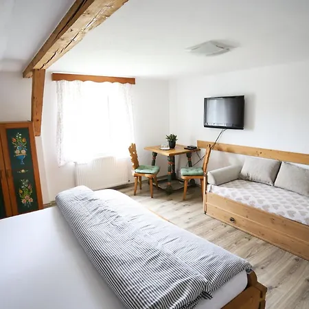 Na Gruntu Guest house