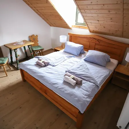 Guest house Na Gruntu Lipna